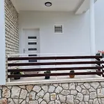 Apartment 17716a *