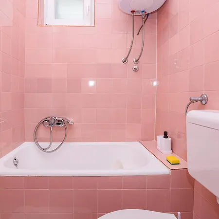 17716a Apartment