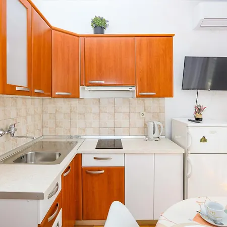 Apartment 17716a